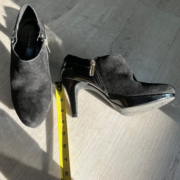 Bootie platform with suede and patten leather - Picture 2 of 8